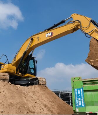 Medium-sized excavator 333